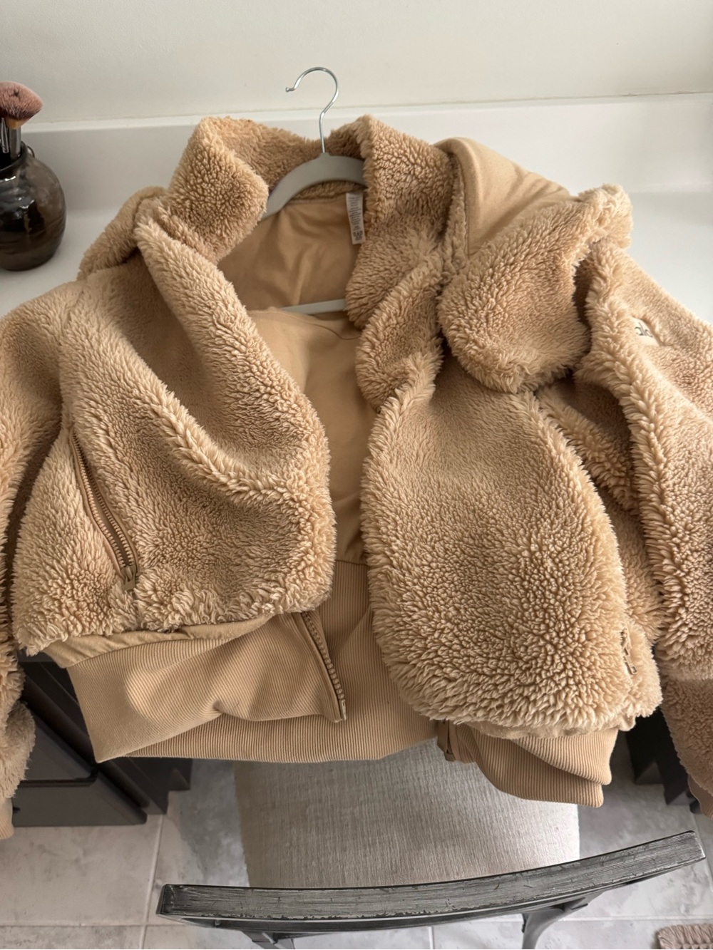 ALO Yoga Teddy Jacket in Camel Tan